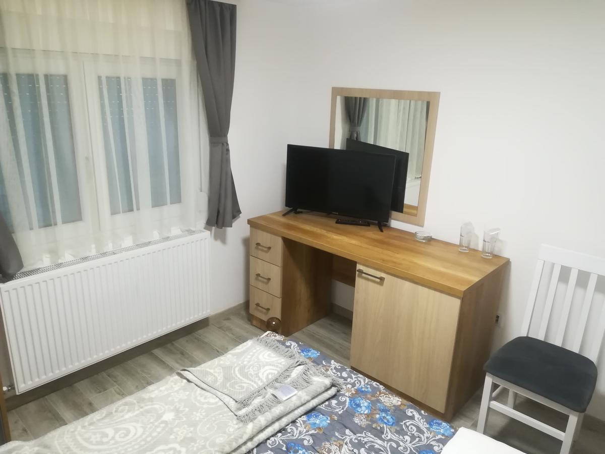 Karavan 123 Raška Extérieur photo